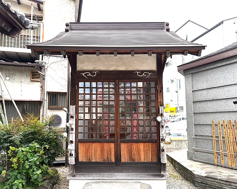 子安地蔵尊